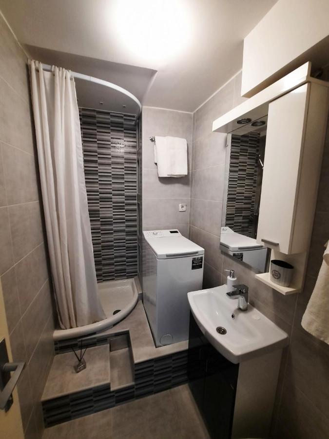 Blue Moon Apartment Novi Sad Bagian luar foto